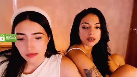 Natalia  Valeria online show from 01-09-25, 02:29