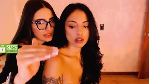 Natalia  Valeria online show from 01-20-25, 01:21