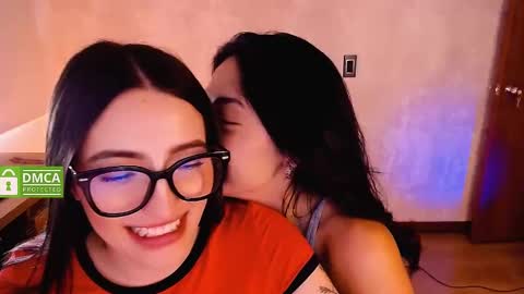 Natalia  Valeria online show from 02-12-25, 04:11