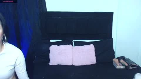 Snapshot of naty_cami_ chatting on 01-30-25, 05:49 naty_cami_ online show from 01-30-25, 05:49