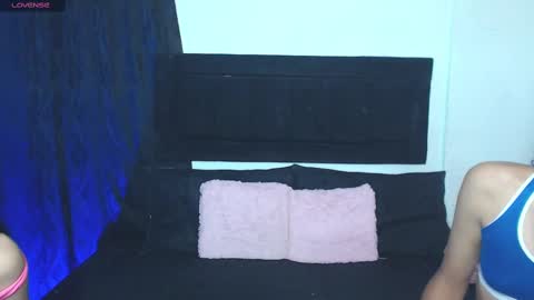 Snapshot of naty_cami_ chatting on 02-17-25, 06:26 naty_cami_ online show from 02-17-25, 06:26