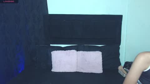 Snapshot of naty_cami_ chatting on 02-23-25, 03:02 naty_cami_ online show from 02-23-25, 03:02