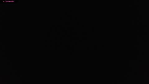 Snapshot of naty_cami_ chatting on 03-10-25, 02:17 naty_cami_ online show from 03-10-25, 02:17