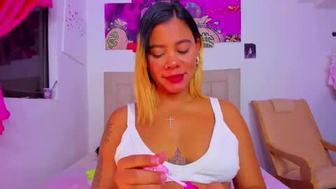 Snapshot of naty_coxx chatting on 02-09-25, 02:49 NATY COXX online show from 02-09-25, 02:49