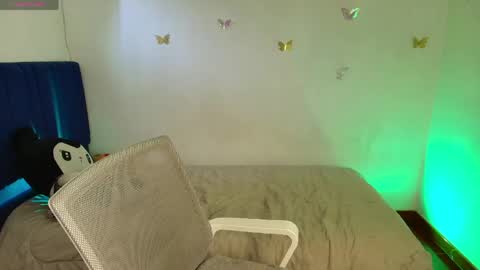 Fernanda online show from 04-13-26, 05:51