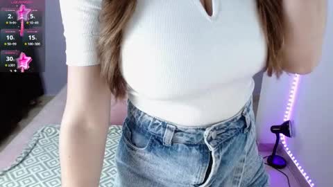 Natalia online show from 01-31-25, 01:11