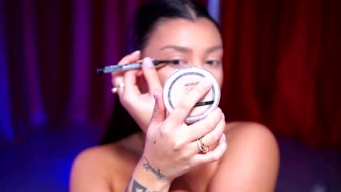 Snapshot of natydesiree chatting on 12-28-24, 07:22 Naty online show from 12-28-24, 07:22