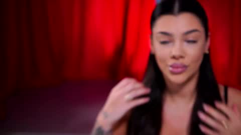 Snapshot of natydesiree chatting on 01-20-25, 07:25 Naty online show from 01-20-25, 07:25