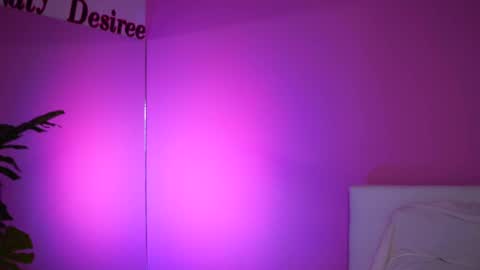 Snapshot of natydesiree chatting on 03-05-25, 11:17 Naty online show from 03-05-25, 11:17