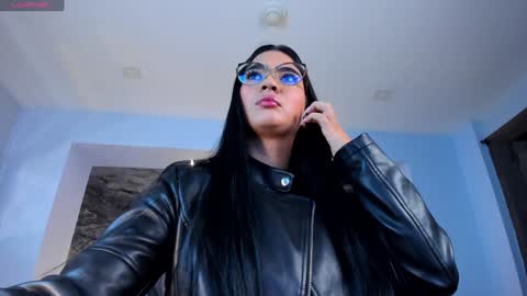 Naty Ferrer online show from 12-29-24, 10:34