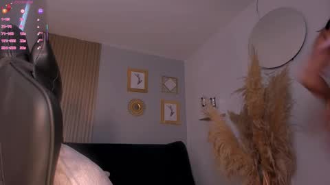 Naty Ferrer online show from 09-13-25, 11:21