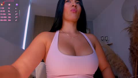 Naty Ferrer online show from 09-24-25, 09:29