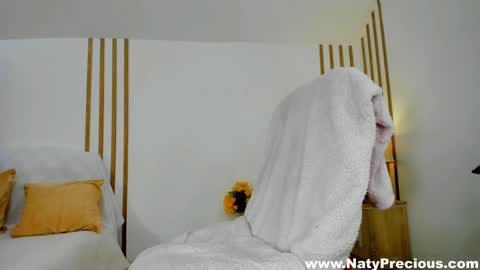 Snapshot of natyprecious chatting on 01-08-25, 03:17 NatyPrecious online show from 01-08-25, 03:17