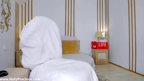 Snapshot of natyprecious chatting on 02-12-25, 01:59 NatyPrecious online show from 02-12-25, 01:59