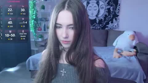 Nikki online show from 09-23-25, 04:48