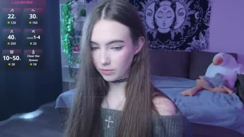 Nikki online show from 09-25-25, 04:38