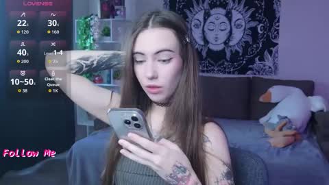 Nikki online show from 10-14-25, 04:35