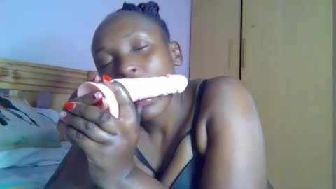 Snapshot of naughtnightnurse1 chatting on 10-10-25, 07:07 naughtnightnurse1 online show from 10-10-25, 07:07