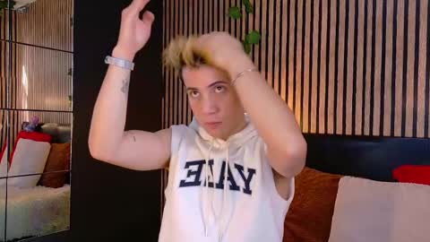 Christopher  Chris online show from 03-03-25, 12:48