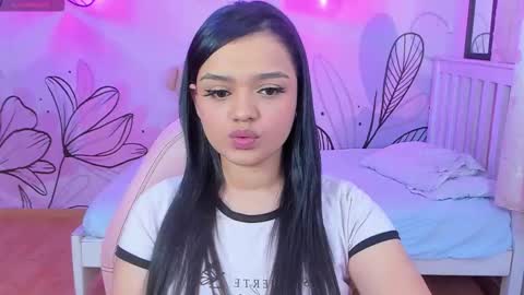 Snapshot of naughty_bunny11 chatting on 01-05-26, 06:55 Naughty Bunny online show from 01-05-26, 06:55