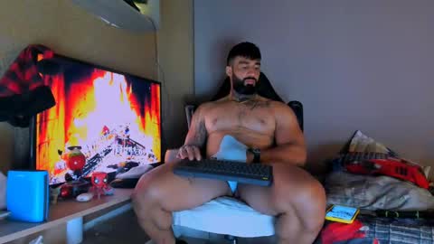 Snapshot of naughty_dominant chatting on 12-31-24, 05:18 Miller online show from 12-31-24, 05:18