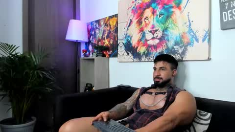 Snapshot of naughty_dominant chatting on 11-25-25, 12:21 Miller online show from 11-25-25, 12:21