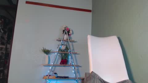 naughty_katrina1 online show from 02-23-25, 11:11