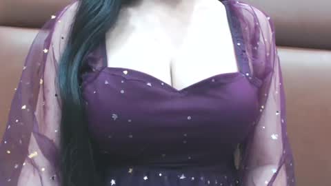 Snapshot of naughty_love489696 chatting on 01-19-25, 04:25 riya online show from 01-19-25, 04:25