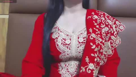 Snapshot of naughty_love489696 chatting on 10-21-25, 05:46 riya online show from 10-21-25, 05:46