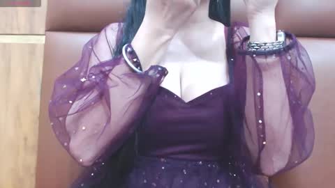 Snapshot of naughty_love489696 chatting on 12-13-25, 08:25 riya online show from 12-13-25, 08:25