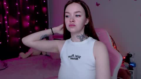 Snapshot of naughty_mablee chatting on 11-27-25, 12:46 Mable online show from 11-27-25, 12:46