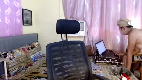 Snapshot of naughtyasiancummer chatting on 12-26-24, 05:26 fujiko Be online show from 12-26-24, 05:26