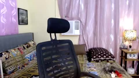 Snapshot of naughtyasiancummer chatting on 12-26-24, 11:32 fujiko Be online show from 12-26-24, 11:32