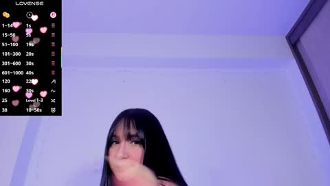      online show from 11-23-25, 12:54