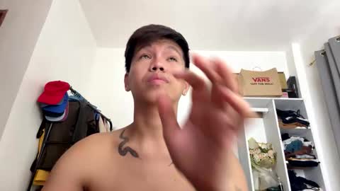 Arch online show from 02-08-26, 01:42