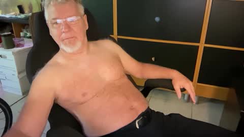 naughtydaddyla online show from 09-21-25, 06:09