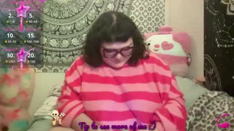 Naughty Girl online show from 12-19-25, 01:12