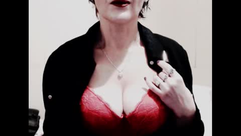 Jenny online show from 12-16-25, 03:00