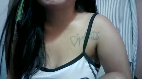 naughtymom_33 online show from 03-30-26, 05:36