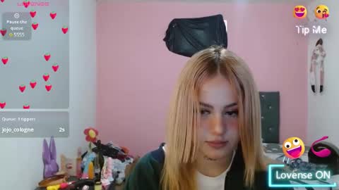 Snapshot of naughtyplayass chatting on 01-20-25, 06:43 naughtyplayass online show from 01-20-25, 06:43