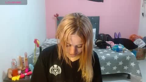 Snapshot of naughtyplayass chatting on 01-28-25, 10:02 naughtyplayass online show from 01-28-25, 10:02