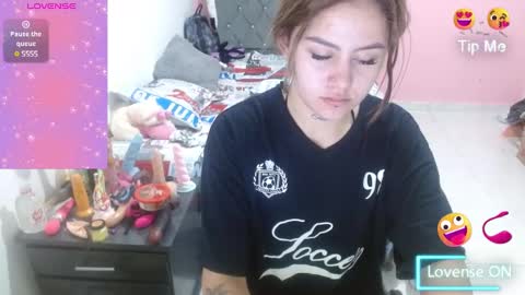 Snapshot of naughtyplayass chatting on 02-08-25, 12:17 naughtyplayass online show from 02-08-25, 12:17