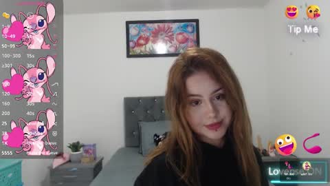 Snapshot of naughtyplayass chatting on 09-19-25, 05:35 naughtyplayass online show from 09-19-25, 05:35