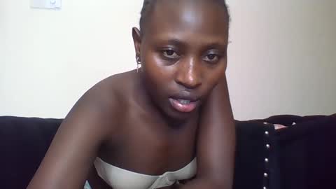 naughtyqueen12 online show from 02-16-25, 03:27