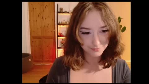 Snapshot of naughtyrapunzel7 chatting on 12-28-24, 10:13 Ella - Naughty Rapunzel online show from 12-28-24, 10:13