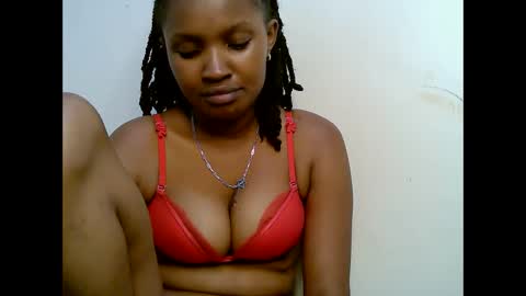 naughtyqueen online show from 09-21-25, 05:03
