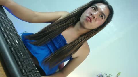 naughtywildvenice online show from 02-05-25, 04:36