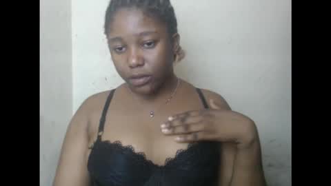 Snapshot of naughtyxpussyx chatting on 09-20-25, 08:32 naughtyxpussyx online show from 09-20-25, 08:32