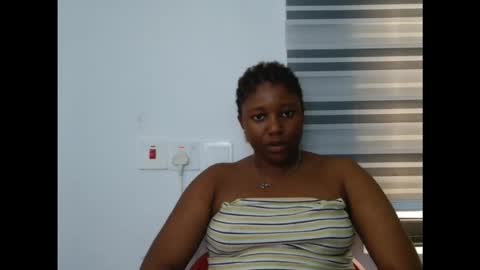 Snapshot of naughtyxpussyx chatting on 10-18-25, 09:10 naughtyxpussyx online show from 10-18-25, 09:10