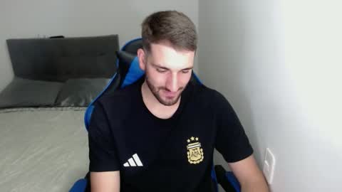 Nico online show from 02-05-25, 07:53